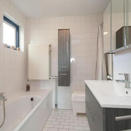 Family & Dog-friendly Villa Julianadorp
